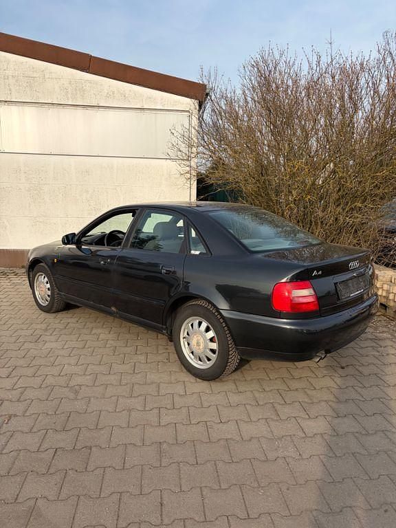 Gebraucht Audi A4 150 PS (110 kW) 1998 Schwarz Limousine