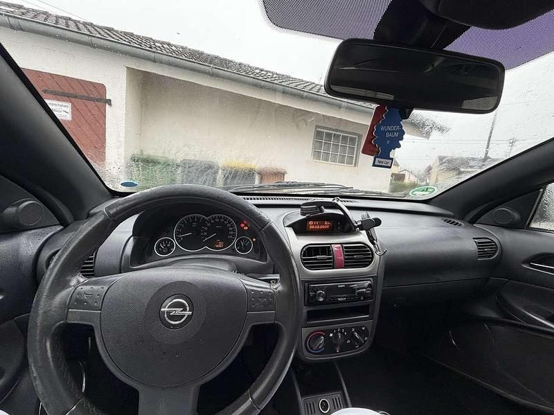 Gebraucht Opel Tigra Enjoy 90 PS (66 kW) 2005 Cabrio