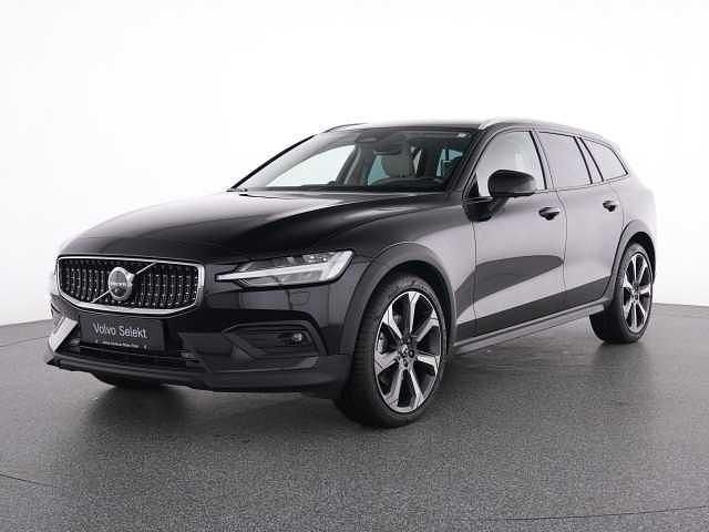 Gebraucht 2023 Volvo V60 CC Kombi | 42.990 € (Teuer) - Bild 1/4