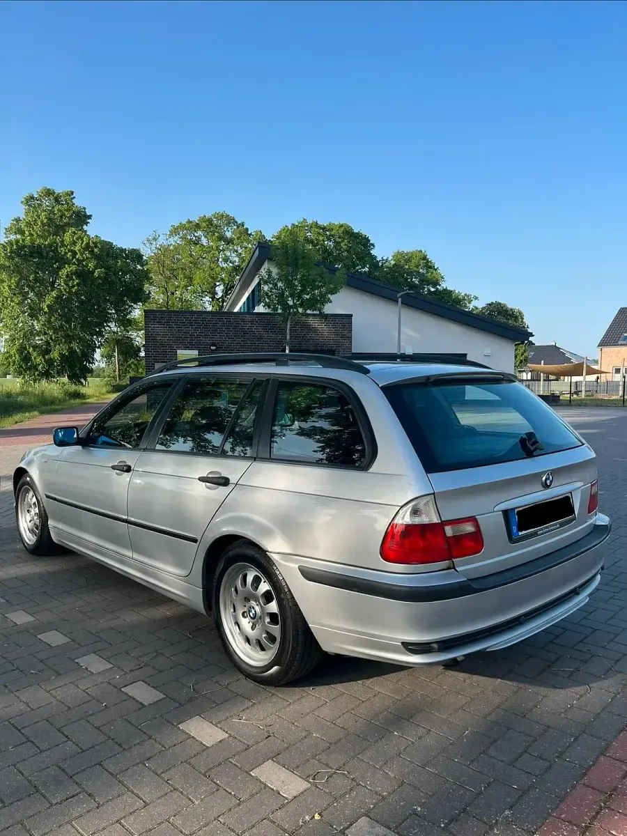 Brugt BMW 320 150 HK (110 kW) 2005 Sølv Stationcar