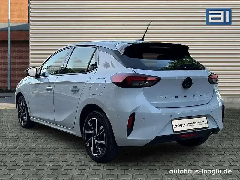 Gebraucht Opel Corsa 101 PS (74 kW) 2025 Okenitweiss Kleinwagen