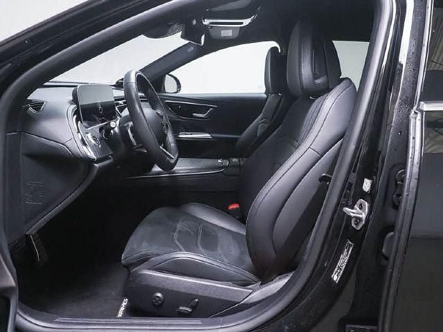 Gebraucht Mercedes E200 AMG 204 PS (150 kW) 2025 Schwarz Limousine