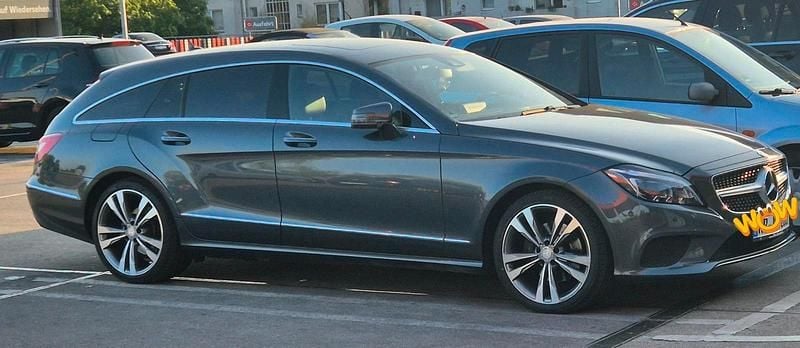 Grau Gebraucht 2015 Mercedes CLS250 Kombi | 19.000 € (Fairer Preis) - Bild 1/4