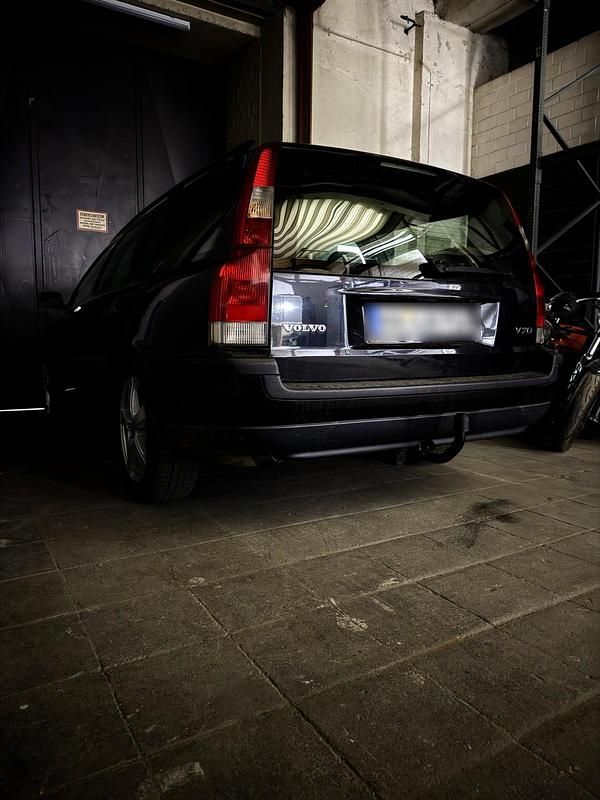 Gebraucht Volvo V70 163 PS (119 kW) 2003 Schwarz Kombi