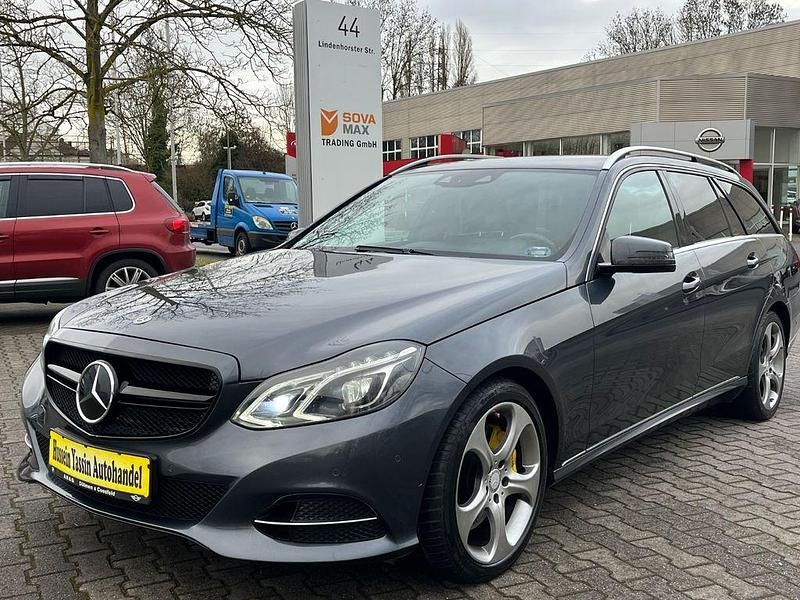 Gebraucht Mercedes E350 252 PS (185 kW) 2013 Grau Kombi