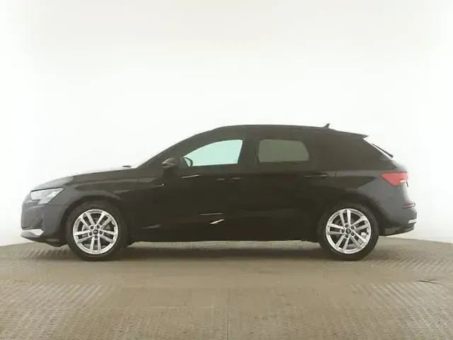 Gebraucht Audi A3 Advanced 116 PS (85 kW) 2025 Andere Limousine