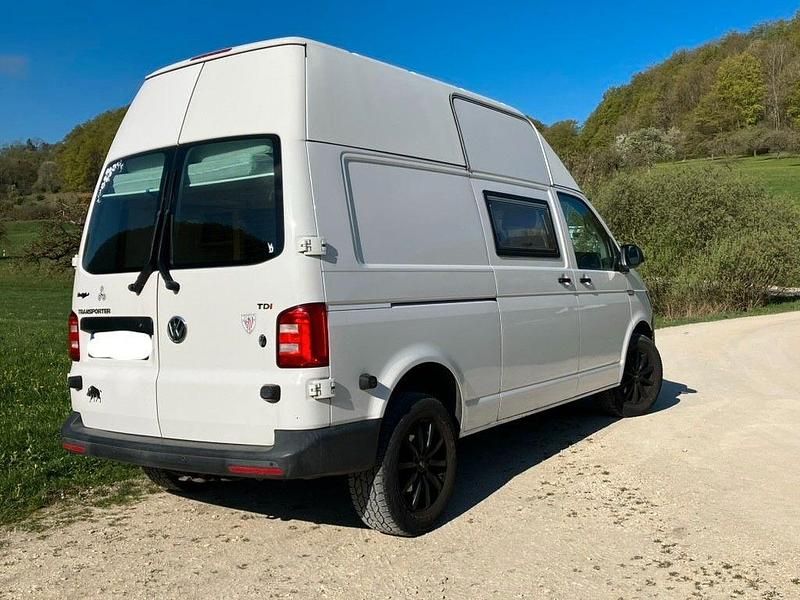 Usata VW Transporter 150 CV (110 kW) 2016 Bianco Furgone