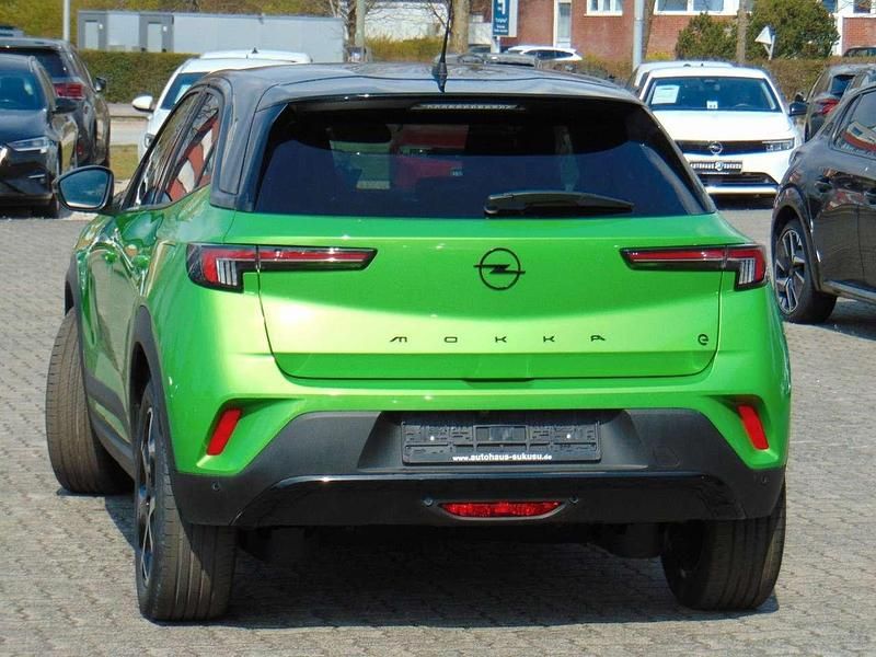 Gebraucht Opel Mokka-e Ultimate 100 kW (136 PS) 2023 Grün SUV