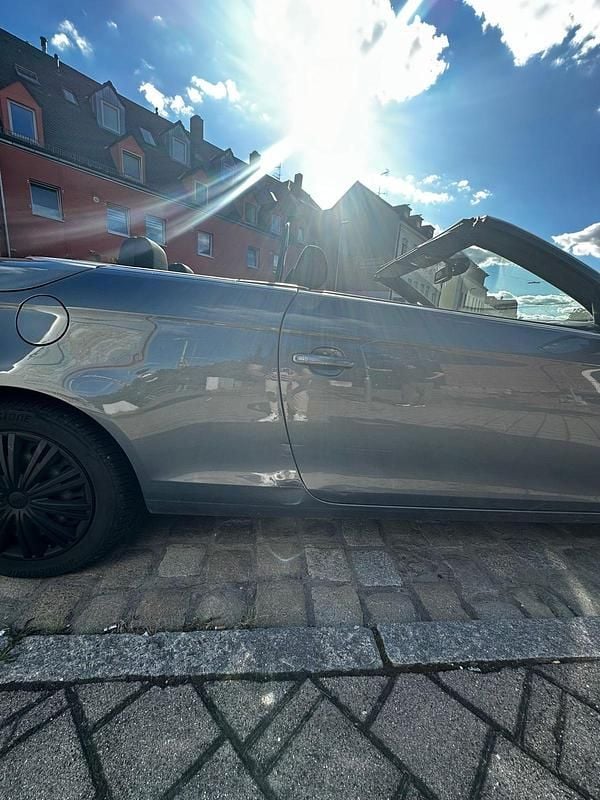 Gebraucht VW Eos 160 PS (117 kW) 2009 Grau Cabrio