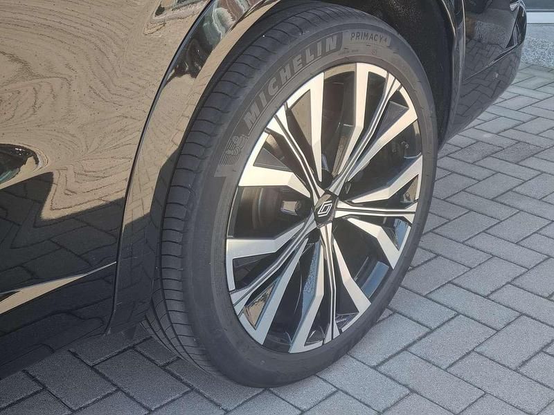 Gebraucht Renault Espace Iconic 131 PS (96 kW) 2023 Blackpearl schwarz Van / Kleinbus