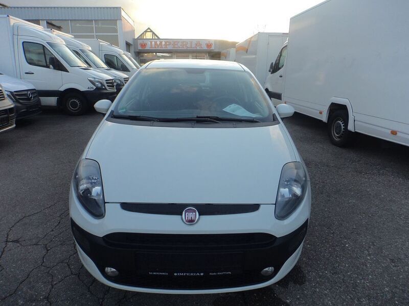 Weiß Gebraucht 2011 Fiat Punto Evo Racing Kleinwagen | 5.200 € (Fairer Preis) - Bild 1/4