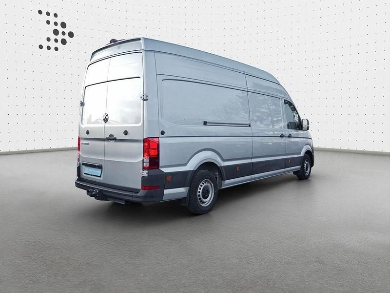 Gebraucht VW Crafter 177 PS (130 kW) 2023 Reflexsilber metallic Van