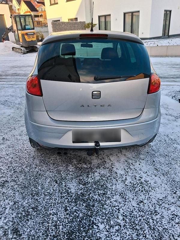 Gebraucht Seat Altea 125 PS (91 kW) 2009 Grau Kombi