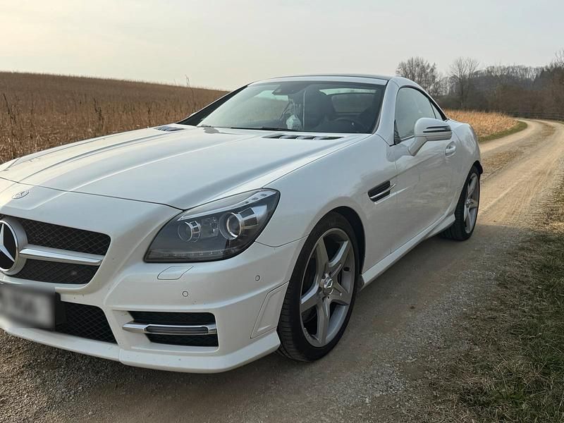Gebraucht Mercedes SLK200 184 PS (135 kW) 2014 Weiß Cabrio