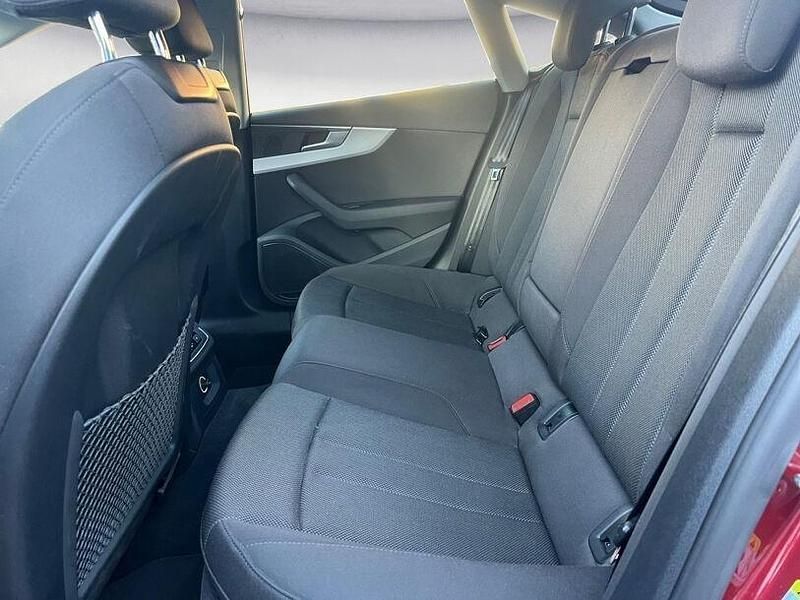 Gebraucht Audi A5 Comfort 245 PS (180 kW) 2019 Rot Limousine