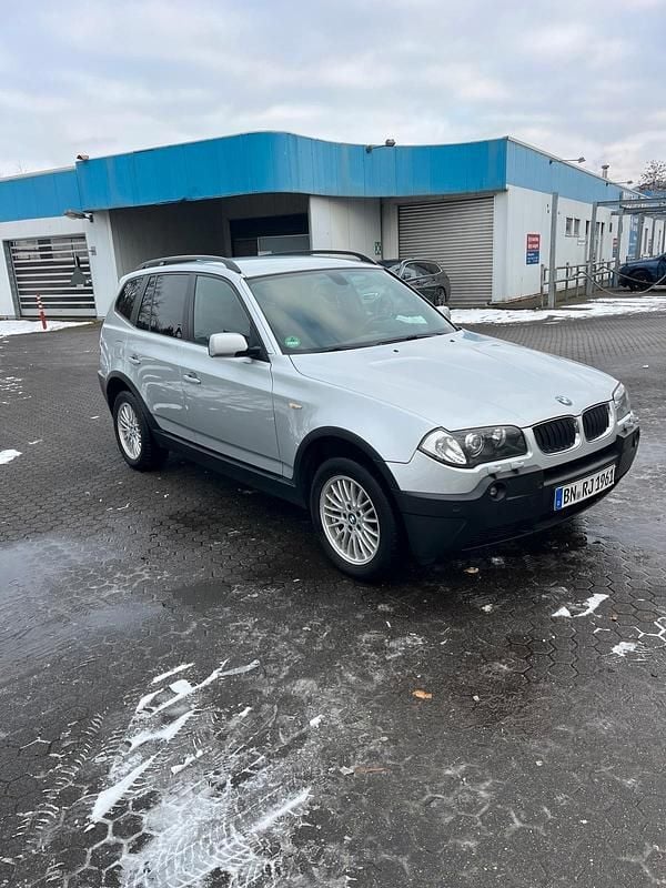 Silber Gebraucht 2006 BMW X3 SUV | 3.200 € (Fairer Preis) - Bild 1/4