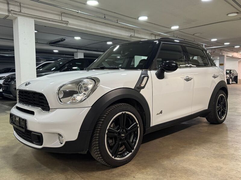 Weiß Gebraucht 2010 Mini Cooper S Countryman SUV | 11.999 € (Etwas zu teuer) - Bild 1/4