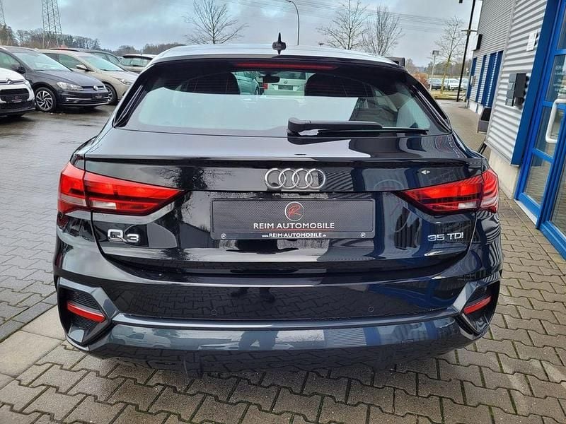 Gebraucht Audi Q3 Sportback Basis 150 PS (110 kW) 2021 Mythosschwarz SUV
