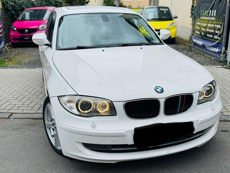 Gebraucht BMW 123 204 PS (150 kW) 2010 Weiß Kleinwagen