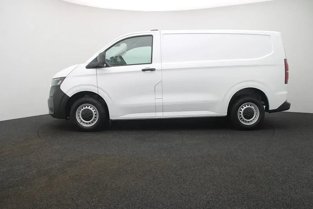 Gebraucht VW T7 110 PS (80 kW) 2025 Weiß Van