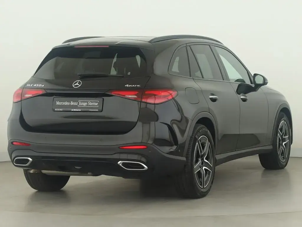 Gebraucht Mercedes GLC450 Premium 367 PS (269 kW) 2025 Metalliclack obsidianschwarz SUV