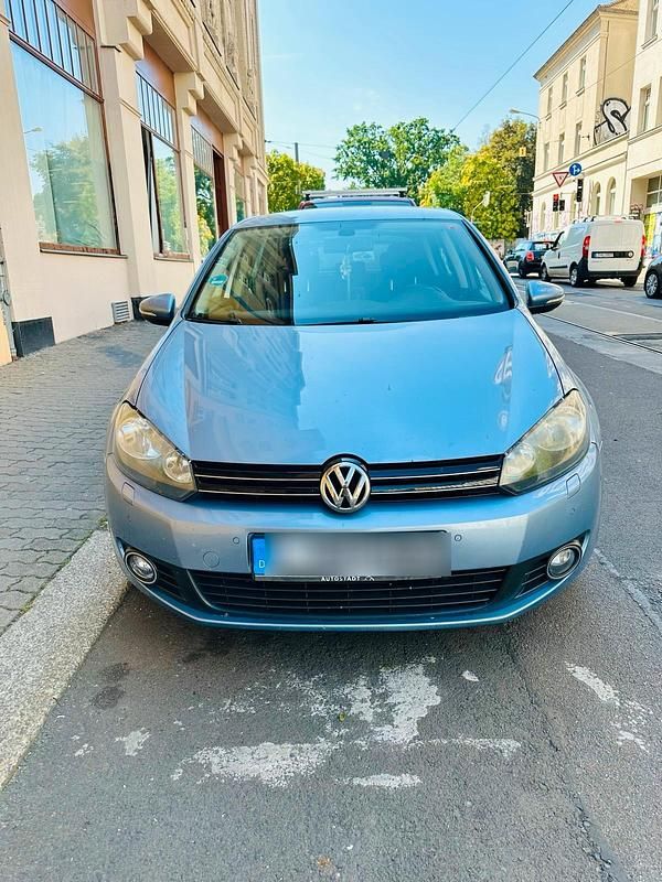 Blau Gebraucht 2011 VW Golf VI Limousine | 7.800 € (Fairer Preis) - Bild 1/4