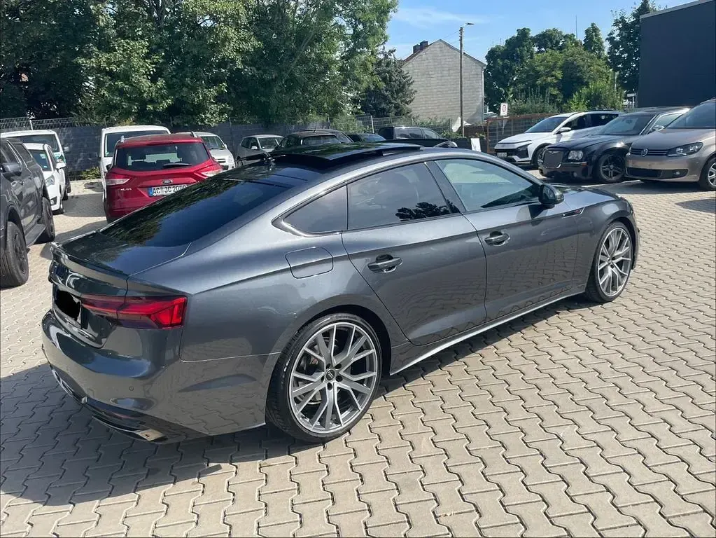 Gebraucht Audi A5 Sportback S-Line 163 PS (119 kW) 2023 Grau Kleinwagen