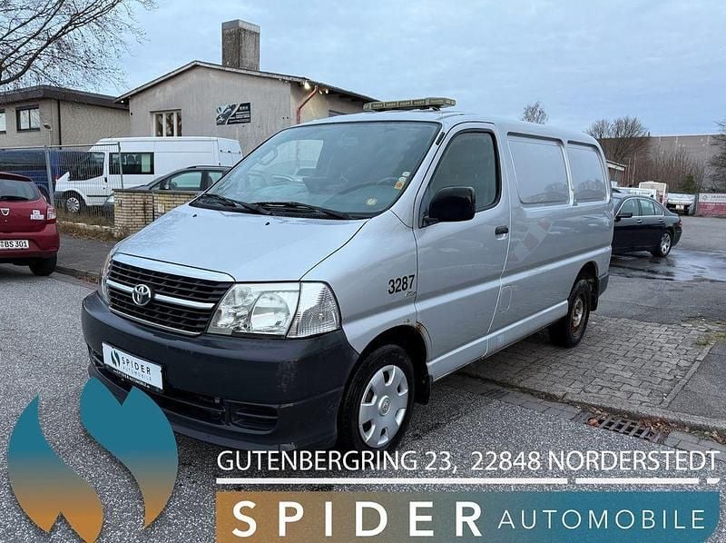Silber Gebraucht 2010 Toyota HiAce Van | 6.960 € (Guter Preis) - Bild 1/4