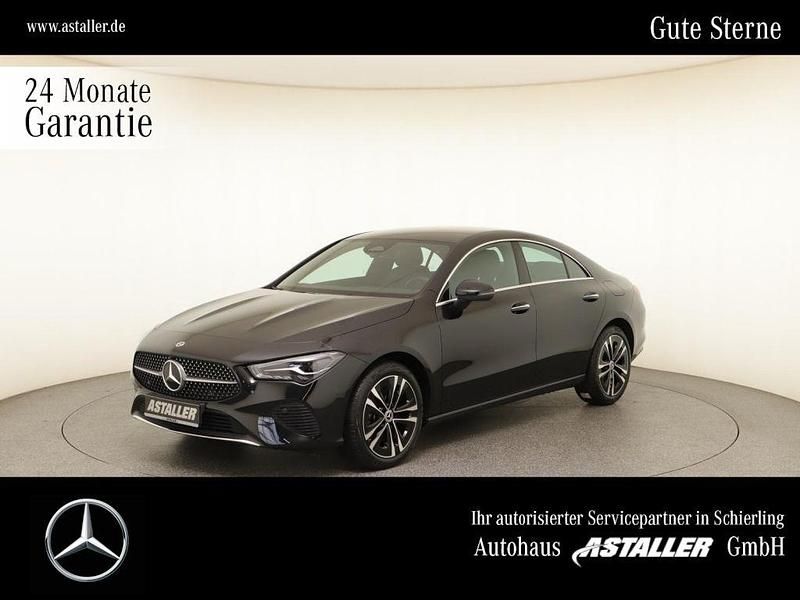 Schwarz Gebraucht 2024 Mercedes CLA220 Progressive Limousine | 35.989 € (Fairer Preis) - Bild 1/4