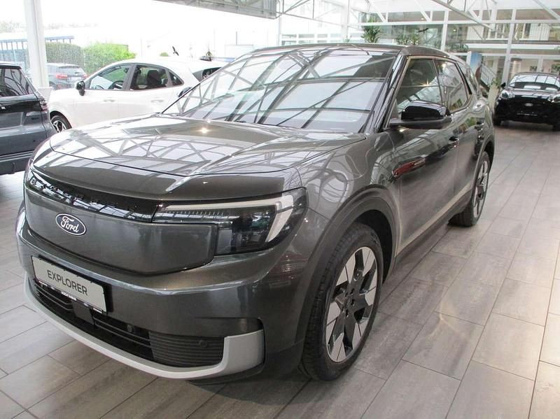 Neu Ford Explorer Premium 250 kW (340 PS) 2025 Magneticgrau (metallic) SUV