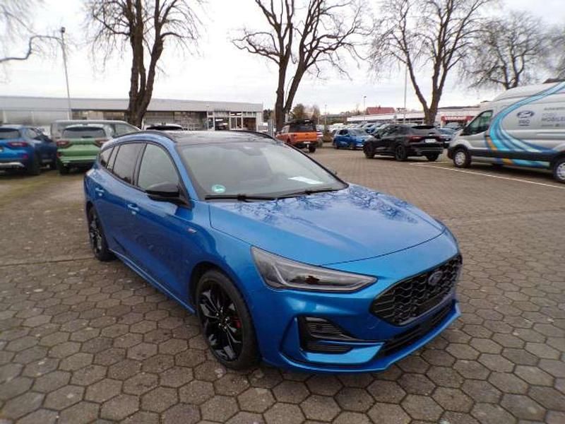 Gebraucht Ford Focus ST-Line X 155 PS (114 kW) 2025 Blau Limousine