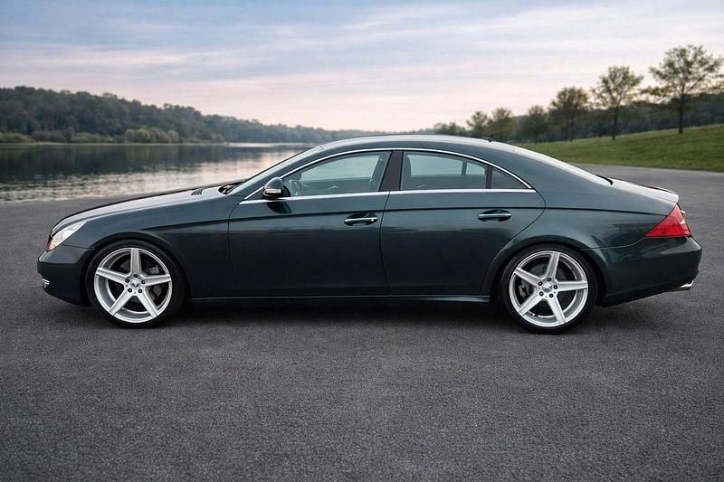 Gebraucht Mercedes CLS320 224 PS (164 kW) 2006 Grün Coupé