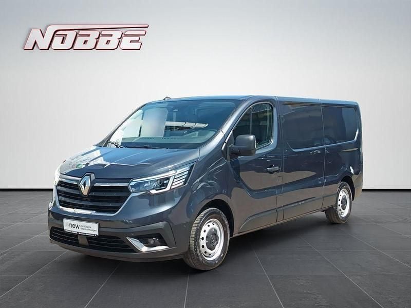 Tenebroschwarz metallic Gebraucht 2022 Renault Trafic Komfort Van | 25.950 € (Superpreis) - Bild 1/4