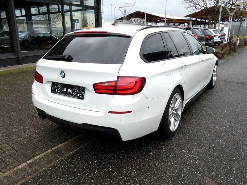 Gebraucht BMW 530 M Sport 258 PS (189 kW) 2013 Weiß Limousine