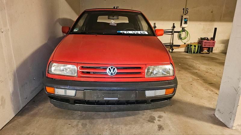 Gebraucht VW Golf Cabriolet 90 PS (66 kW) 1994 Rot Cabrio