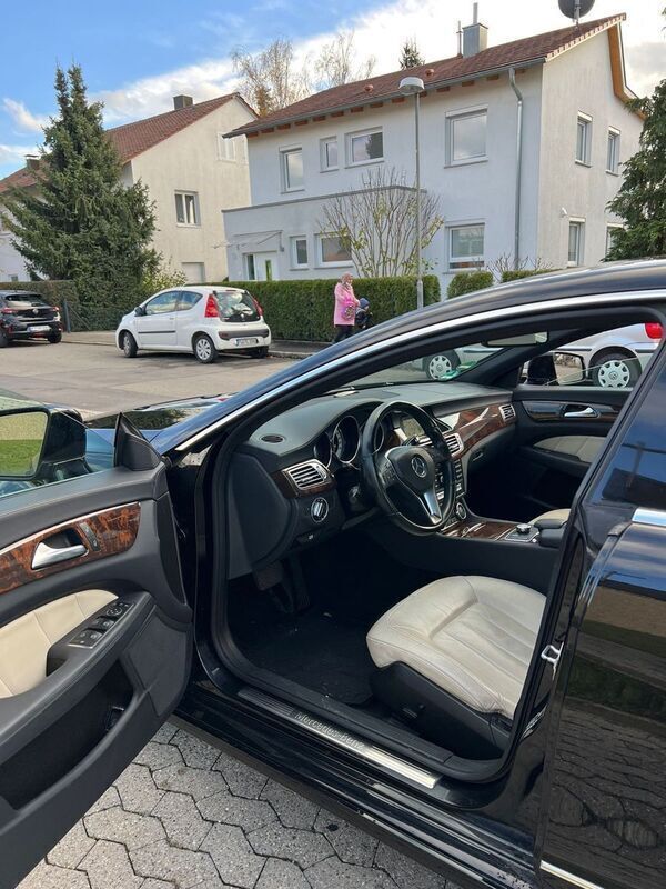 Gebraucht Mercedes CLS350 265 PS (194 kW) 2011 Schwarz Coupé