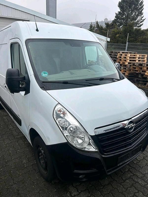 Gebraucht Opel Movano 130 PS (95 kW) 2012 Weiß Van / Kleinbus