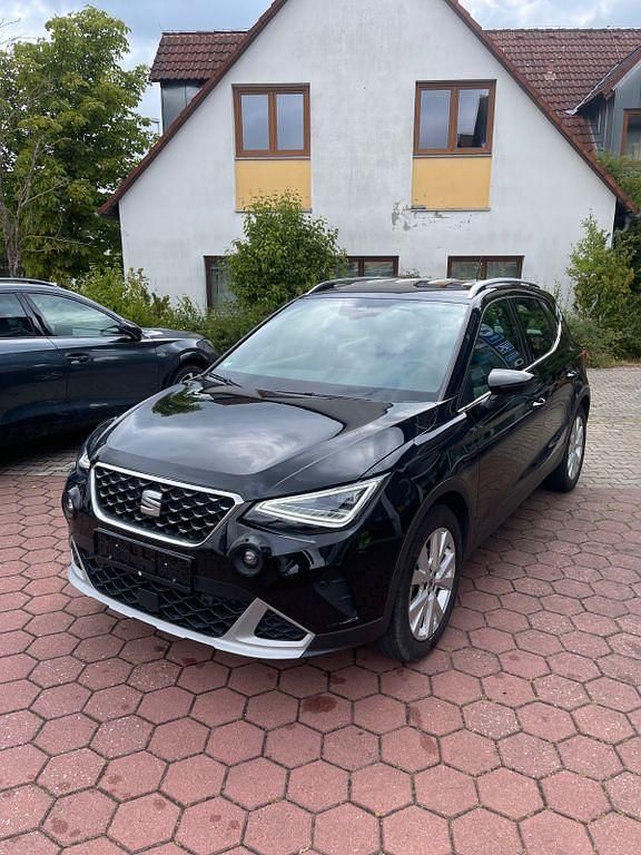 Schwarz Gebraucht 2022 Seat Arona Xperience SUV | 20.190 € (Fairer Preis) - Bild 1/4