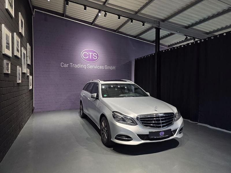 Gebraucht Mercedes E220 170 PS (125 kW) 2015 Silber Kombi