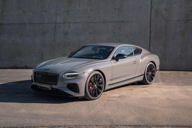 Neu Bentley Continental 680 PS (500 kW) 2026 Grau