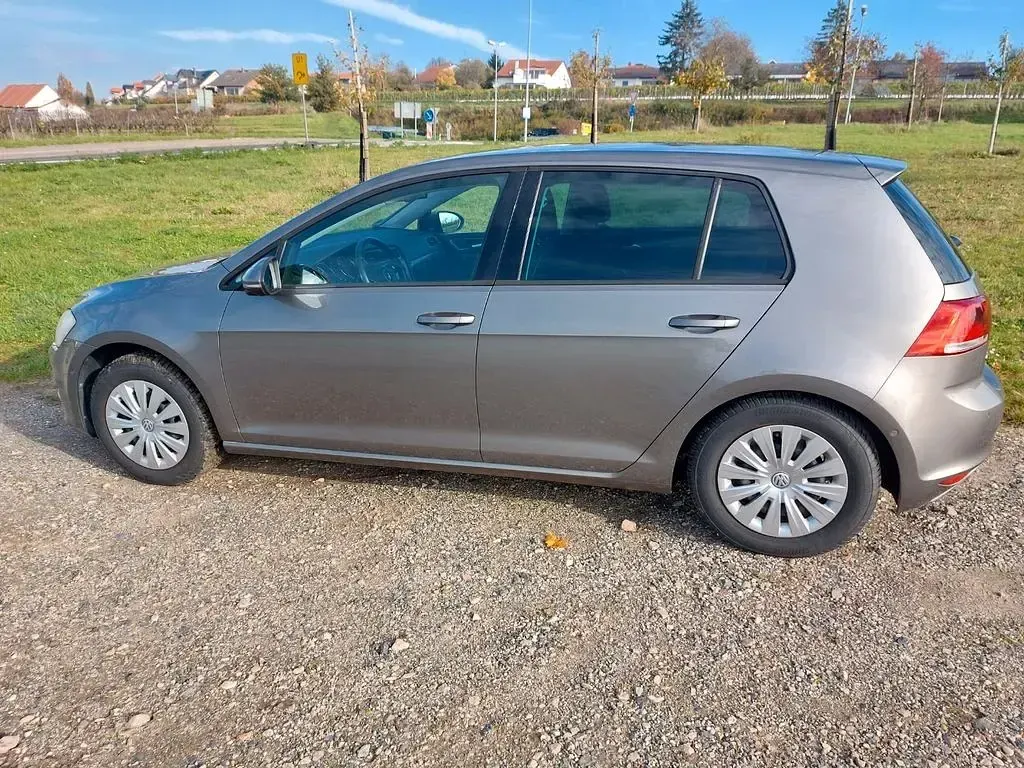 Gebraucht VW Golf VII Trendline 86 PS (63 kW) 2013 Grau Limousine