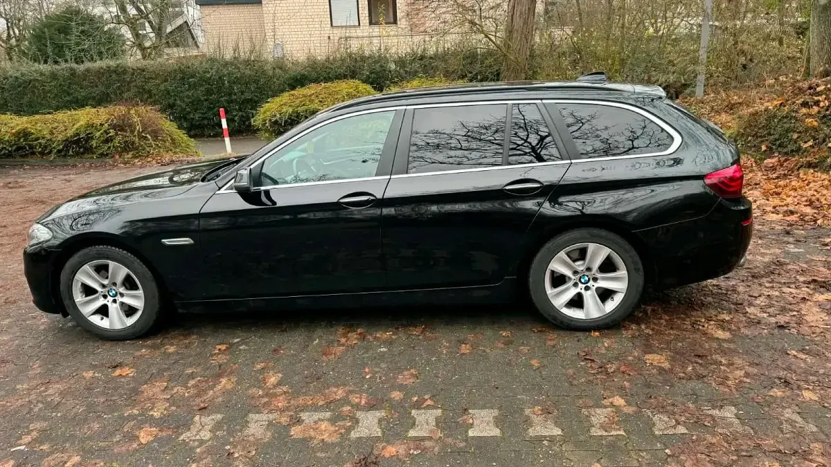 Używany BMW 520 190 KM (139 kW) 2015 Czarny Kombi