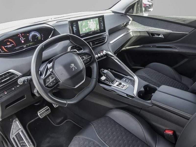 Gebraucht Peugeot e-3008 164 kW (224 PS) 2021 Weiß SUV