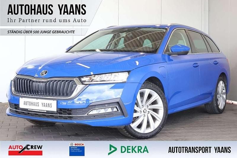 Blau Gebraucht 2022 Skoda Octavia Style Kombi | 17.789 € (Superpreis) - Bild 1/4
