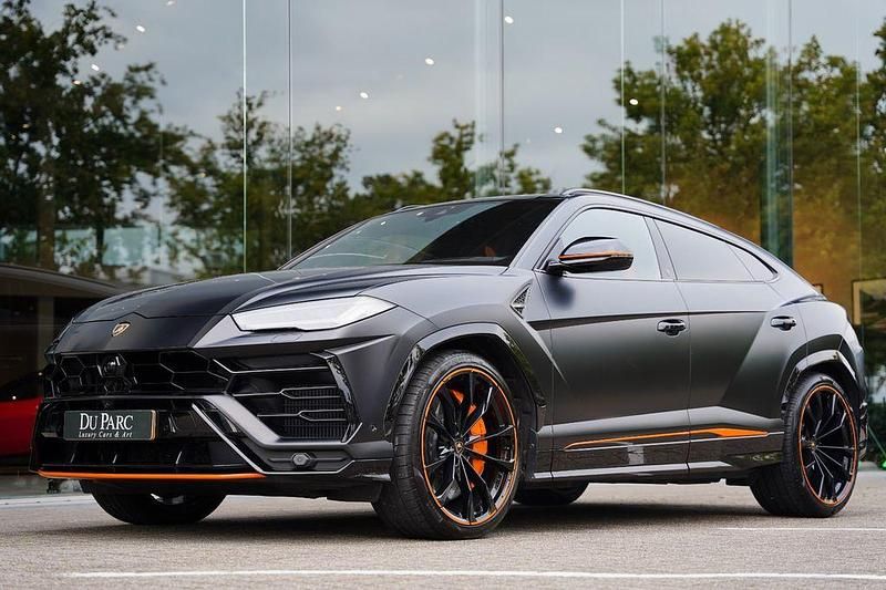 Schwarz Gebraucht 2022 Lamborghini Urus SUV | 199.888 € - Bild 1/4