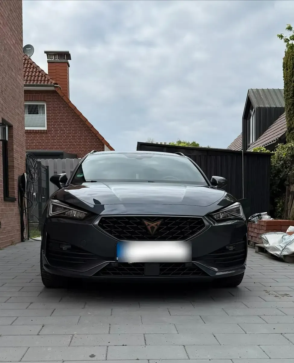 Gebraucht Cupra Leon 245 PS (180 kW) 2022 Grau Kombi