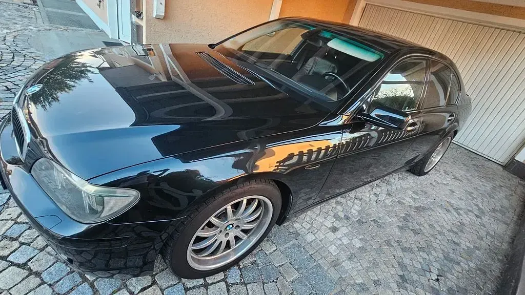 Gebraucht BMW 750 367 PS (269 kW) 2005 Schwarz Limousine