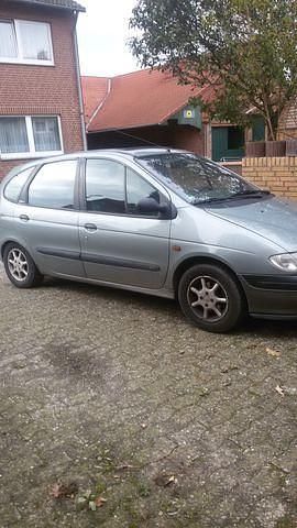 Gebraucht Renault Mégane 101 PS (74 kW) 1998 Grau
