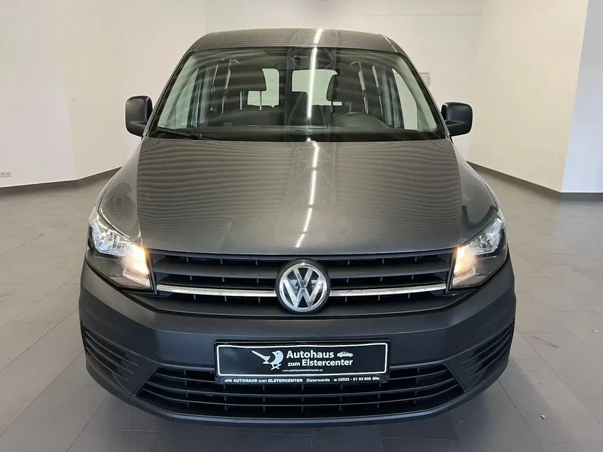 Gebraucht VW Caddy 102 PS (75 kW) 2016 Grau Van / Kleinbus