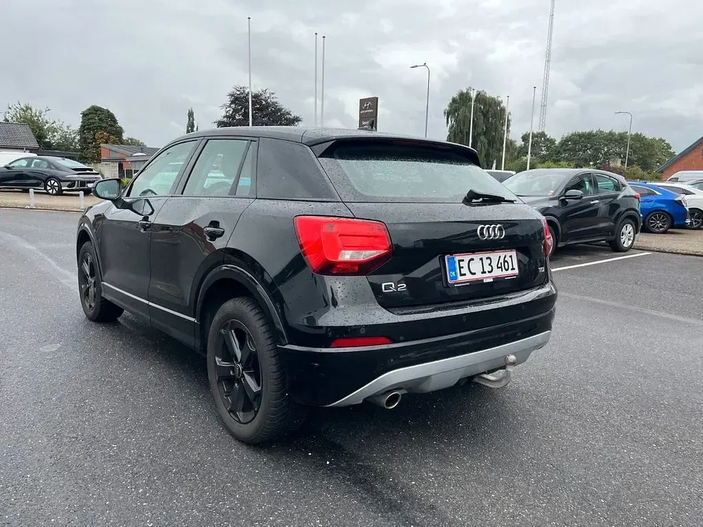 Gebraucht Audi Q2 Sport 116 PS (85 kW) 2018 Schwarz SUV